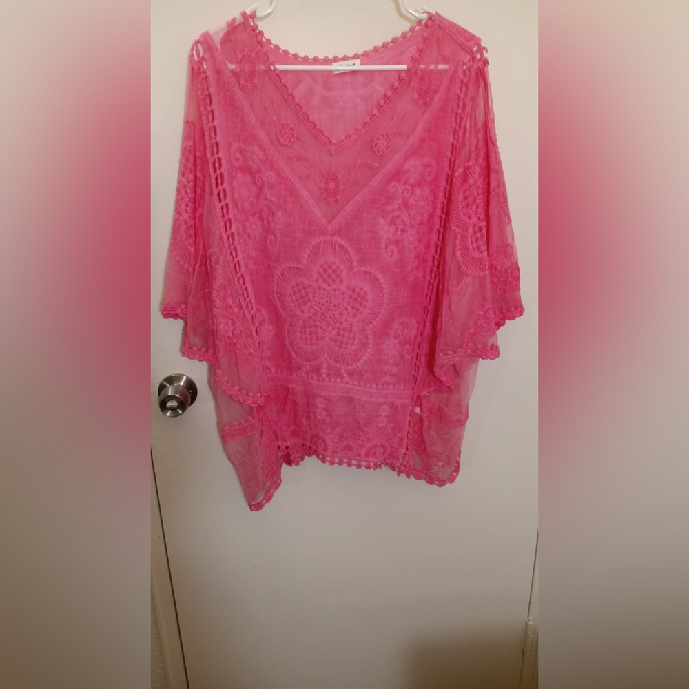 💚NWOT Kindred Women’s Cute Lace Blouse